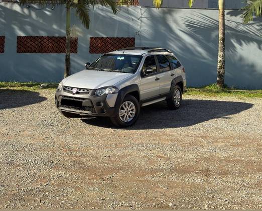 FIAT PALIO 1.8 MPI ADVENTURE WEEKEND 16V FLEX 4P AUTOMATIZADO